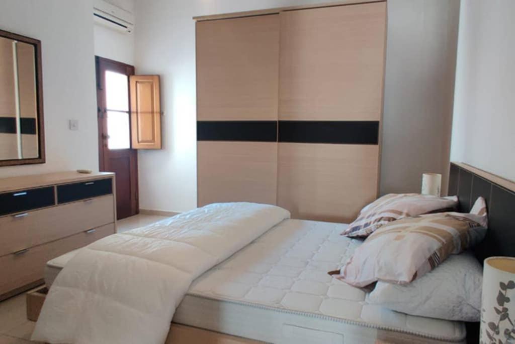 Confortable And Quiet Apartment In St. Julian St. Julian's Zewnętrze zdjęcie
